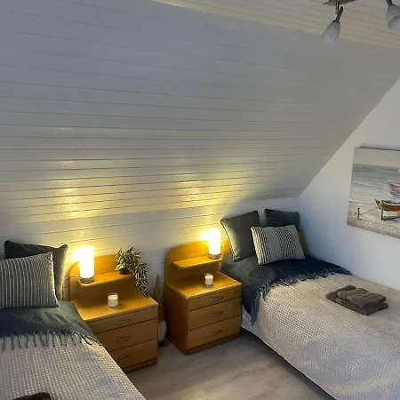 Apartment Konfortable Mit Balkon Und Gartenblick