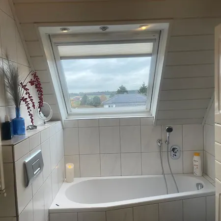 Konfortable Mit Balkon Und Gartenblick * Hungen
