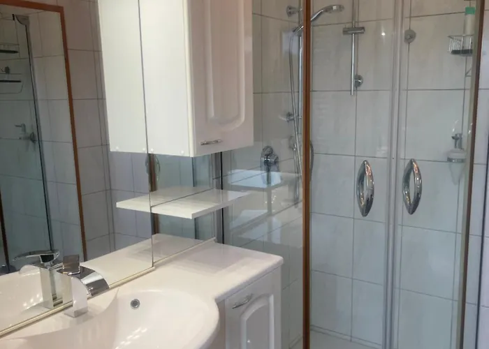 Konfortable Mit Balkon Und Gartenblick Hungen