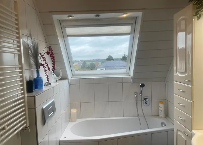 Konfortable Mit Balkon Und Gartenblick * Hungen