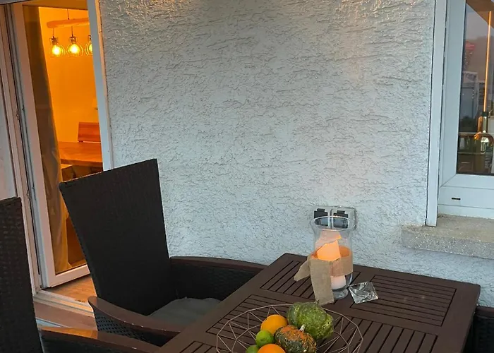 Apartmán Konfortable Mit Balkon Und Gartenblick